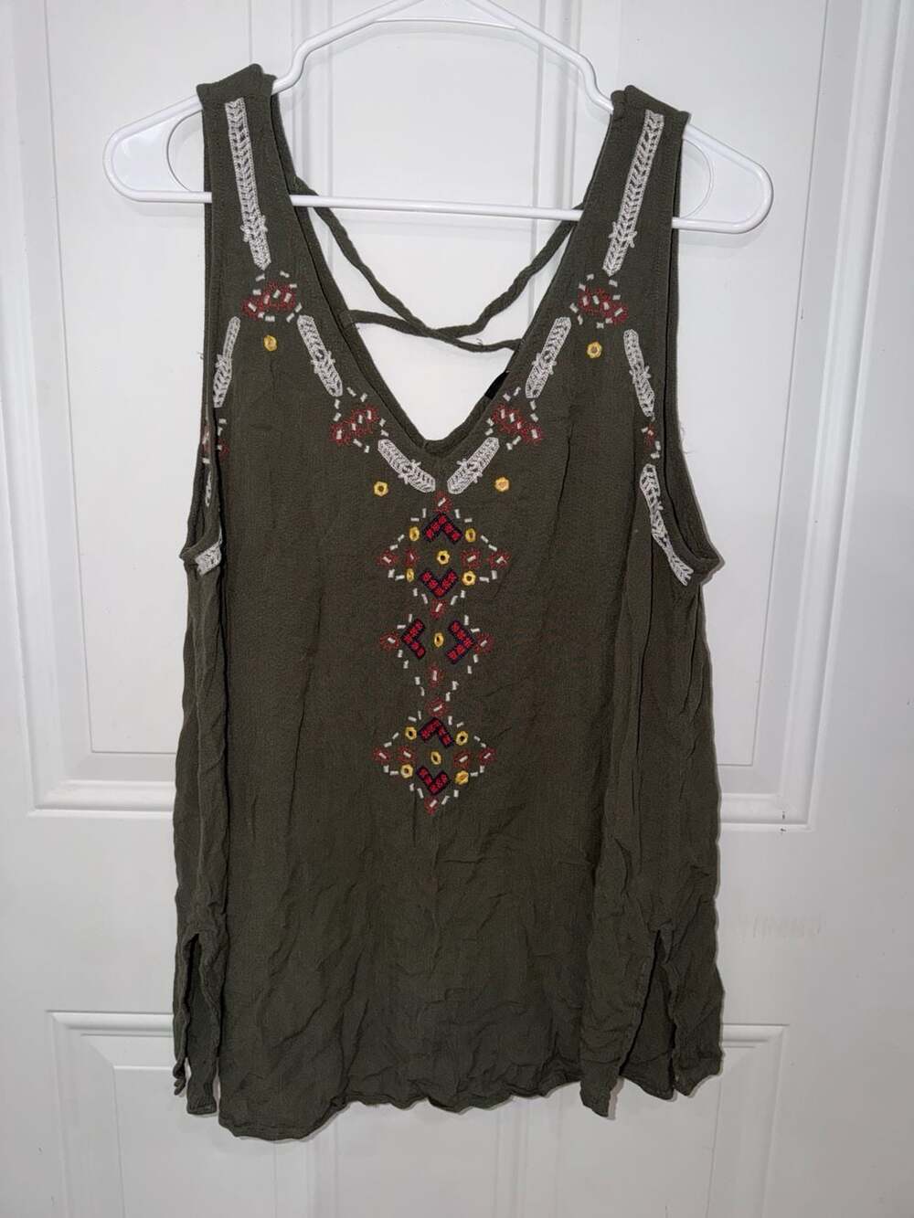Torrid Women Embroidered Gauze Crossback Tank Top Olive Green Size 2 Sleeveless